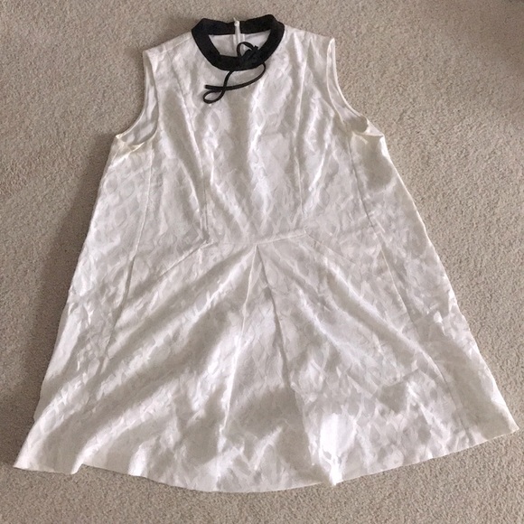 White Dress - Picture 1 of 1